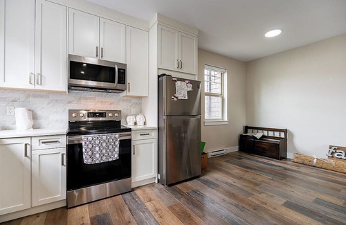Mill Lake Casa | Modern luxury 3bedroom 3 bath with huge patio