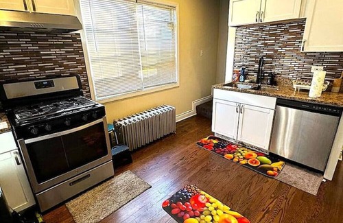 Roseland Casa | Hot Tub | 4 bedrooms | Pool Table