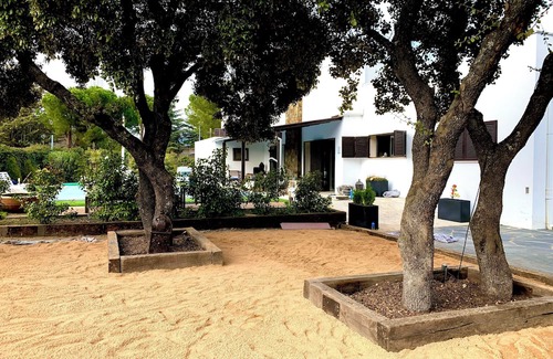 Guadarrama Chalet De Esquí | Villa la Roca + la casita
