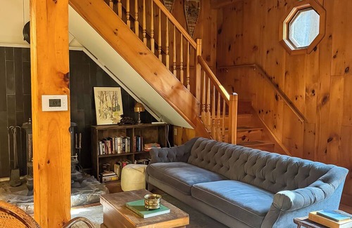 Hawley Casa | Secluded Family Getaway w/On-Site Creek in Hawley