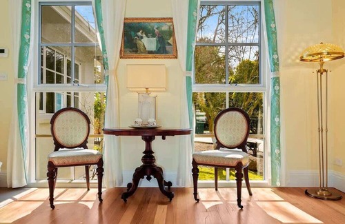 North Warrandyte Casa | Serene & Classic Family Retreat by the Yarra