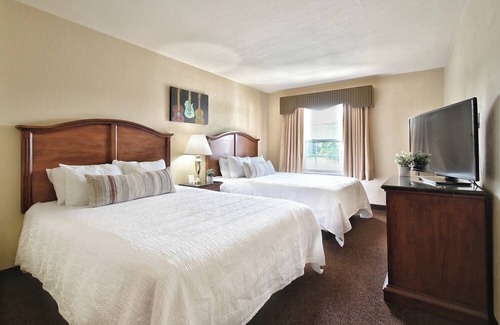 Pembine Hotel | Pet Friendly Stay in Miscauno w/Balcony & Pool Access! Complimentary Parking