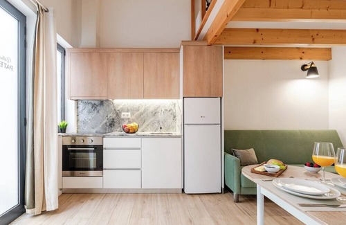 Sao Mamede de Infesta Casa | Authentic Studio 10 with Terrace by HostWise