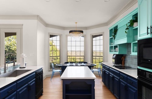 Lakeway Casa | Expansive Lakehouse W Stunning Pool & Views