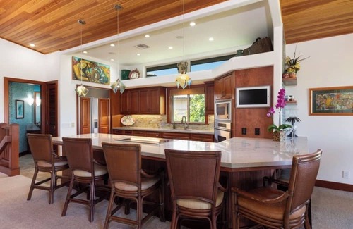 Kamuela Casa | New Owners! 3-Bedroom Home with Sunset Views! Beach Club/Pool/Fitness Center