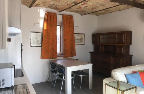 Moncestino Villa | Romantic apartment with swimming pool in period villa in Monferrato