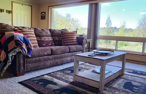 Sedro-Woolley Otro | Highland River Ranch