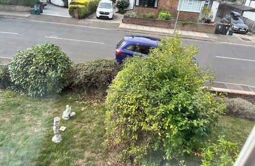 Petts Wood and Knoll Casa | Love and Peace Petts Wood