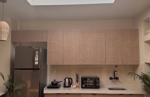 Tonk Road Apartamento | Charming 2-bedroom apartment in Jaipur with skylight, terrace deck & kitchenette