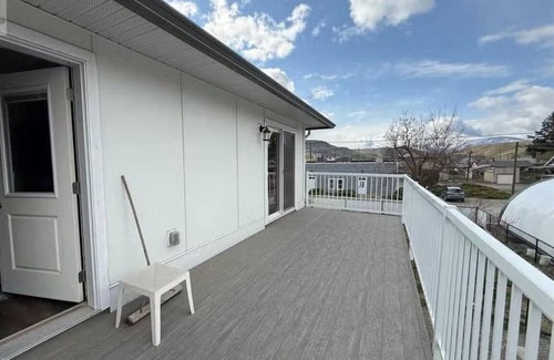 Ashcroft Casa | The Laneway: a 2-level home in the Village features spacious rooms & easy access