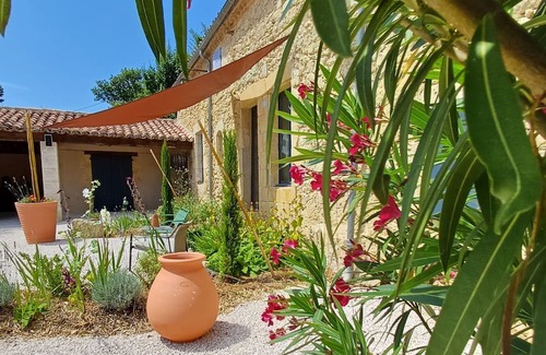 Terraube Apartamento | Duplex studio "La Volière" 10 minutes from Lectoure, Fleurance and Condom