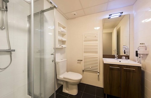 Dijon Hotel | In The Heart of The University Campus of Bourgogne! with Private Kitchenette