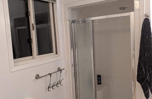 Courtice Casa | 1 bed shared in a house, have 2 single bedroom