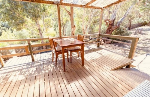 Swan Bay Cabaña | Cosy cottage on the Tamar - 15 minutes to Launceston/Vineyards