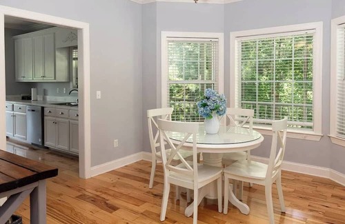 Waterloo Casa | Pickwick Lake Access | 6BR w/Firepit & Kayaks
