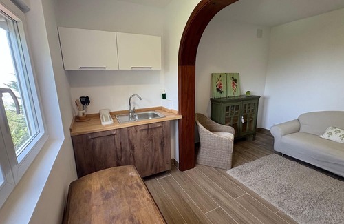 Los Portales Apartamento | Vacation 'Bastion Del Drago - 7' with Mountain View, Shared Terrace and Wi-Fi