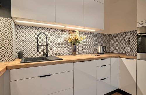 Piecki-Migowo Apartamento | Migowo Apt w/Parking, Balcony - by Rentujemy