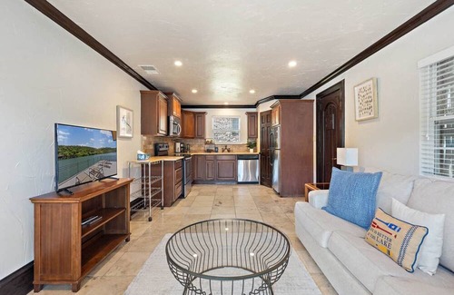Manana West Casa | Stone Haven ATX on Lake Austin