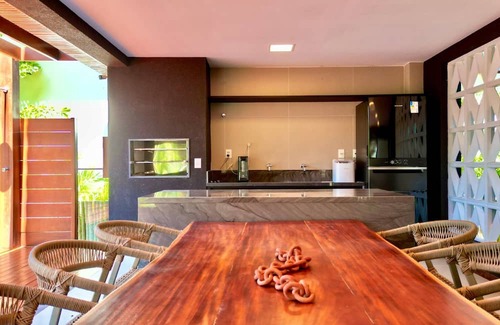 Mata de Sao Joao Casa | Praia do Forte Mansion Near the Beach 6 Suites in the Enseada do Castelo Condominium