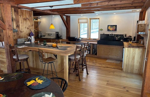 Ashfield Otro | Gorgeous Timber Frame Home in Ashfield - 4 bedrooms, 3 bathrooms and Sauna