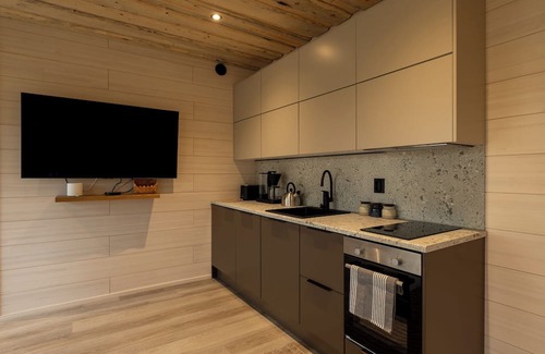 Yllasjarvi Cabina | New Cabin in the Heart of Ylläsjärvi. To services and tracks less than 5 minutes