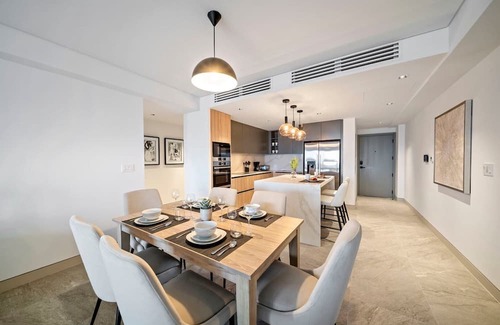 Brighton Villa | Allure 503 Summary: E