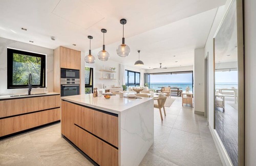 Brighton Villa | Allure 301 Summary: E