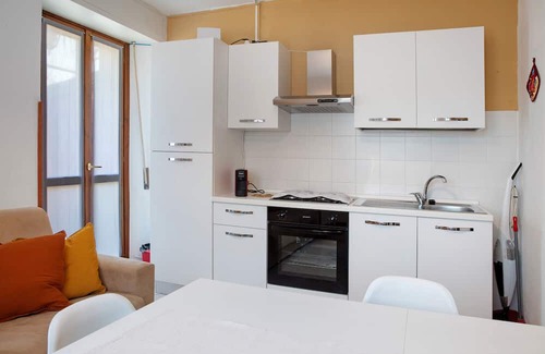 Castello dell'Acqua Apartamento | Apartment 'La Terrazza' with Mountain View, Wi-Fi and Air Conditioning