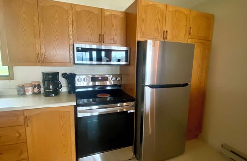 Unorganized Thunder Bay District Casa | 7-bed lakefront house with sauna, beach & boat launch — 15 min from Thunder Bay.