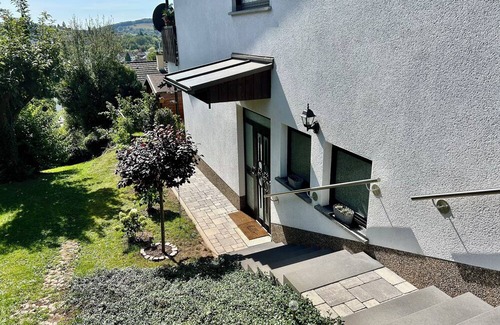 Ottweiler Apartamento | Quiet and cozy vacation apartment in Ottweiler with a view