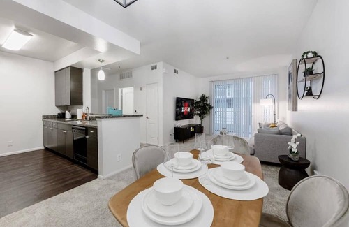 Del Rey Apartamento | Sunny & Comfortable 1BR Retreat by Marina with Free Parking