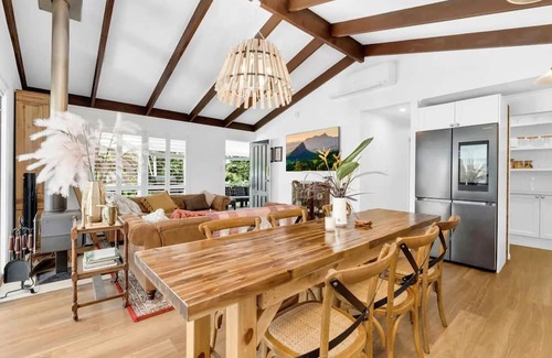 Eagle Heights Cabaña | Firefly Cottage | Hideaway with Wood Fireplace
