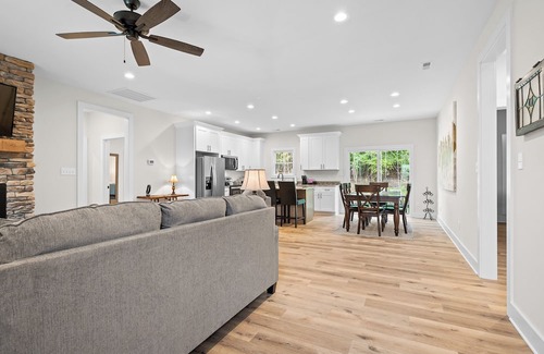 Lynchburg Casa | The Retreat at English Tavern - Liberty Univ 2 mi/LYH Airport 1 mi