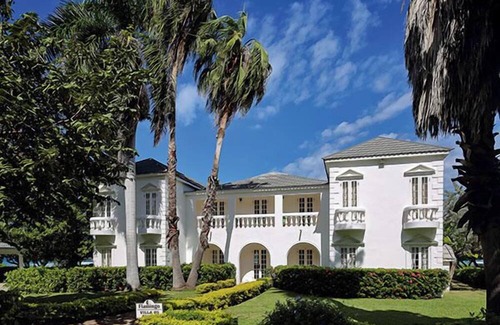 Montego Bay Villa | Rose Hall VillaOcean View,Private pool Staffed Villa, cook,housekeeper &butler
