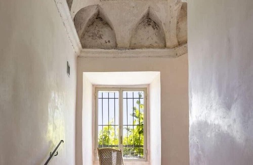 Parabita Villa | Villa Elia - Eight Bedroom Villa, Sleeps 17