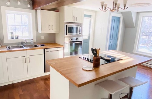 Hudson Casa | Hudson: Nantucket getaway between beach and nature