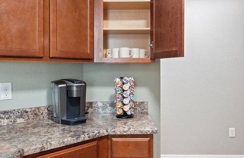 Austin Casa | 3BR 2BA Pet-Friendly + Family Ready - Near LRAFB, Highspeed WiFi