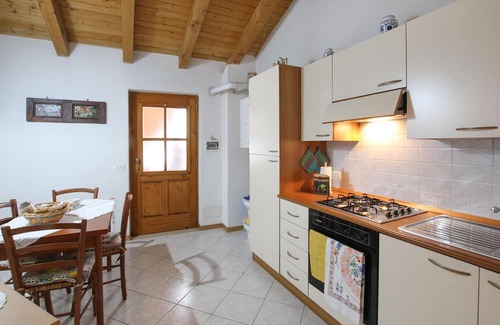 Sutrio Apartamento | 2 bedroom pet friendly apartment in Loc. Priola di Sutrio
