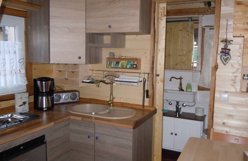 Diersheim Casa | Apartment 'Schwarzwald' with Private Terrace, Wi-Fi and Air Conditioning