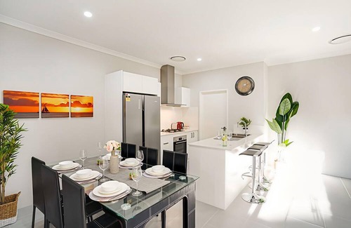 Balga Casa | Culloton Escape – Spacious 3BR Family Home Near Parks & Shops