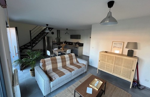 La Chapelle-d'Armentieres Casa | Quiet, cosy gîte in renovated farmhouse