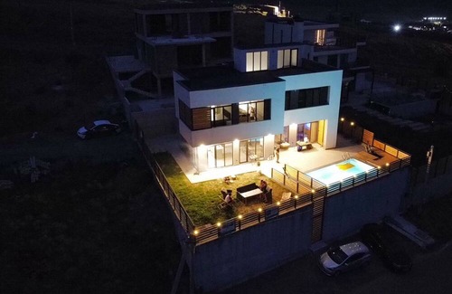 Agaraki Villa | Luxury Villa with city beautiful views in Tbilisi with warm Swimming Pool