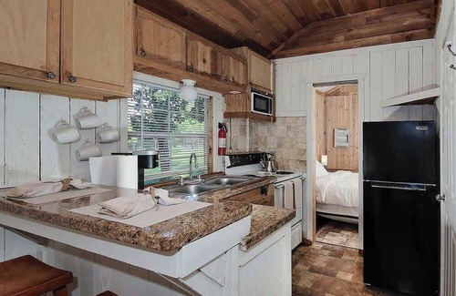 Centerville Cabina | The Omni Cabin At Our Texas Ranch