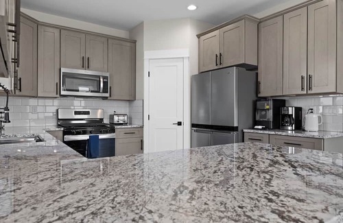 Casper Casa | Serenity Summit Retreat – Spacious Casper Stay with Stunning Views