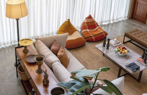 Moratuwa Casa | Tranquil Villa in Colombo Suburbs
