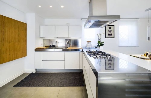 Catania City Centre Villa | Stunning villa for 4 guests with WIFI, A/C, TV and terrace