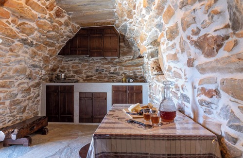 Naxos Casa | Mitatos Ancient Cave Retreat - Patio with SeaViews