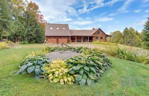 Wilmington Cabina | Cozy Log Cabin Near Mt Snow: Views, Modern Comfort
