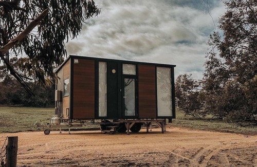 Willalooka Casa | Xmas Rocks - Country Cabin by Tiny Away