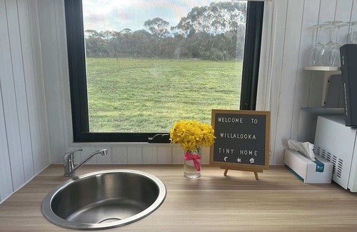 Willalooka Casa | Xmas Rocks - Country Cabin by Tiny Away